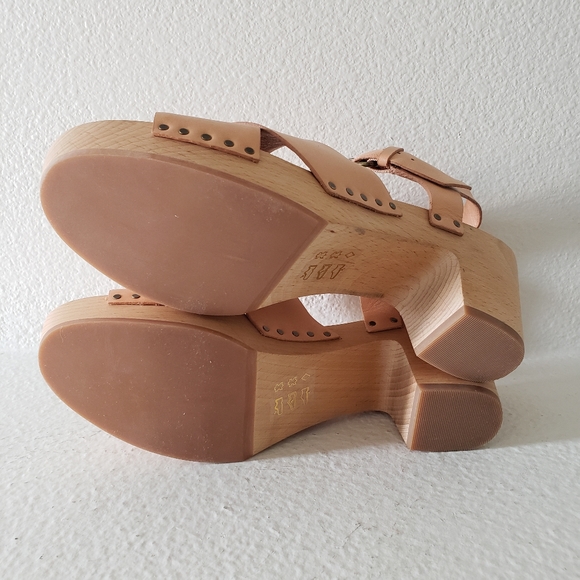 Madewell Johanna Natural Leather Clog - Picture 6 of 7